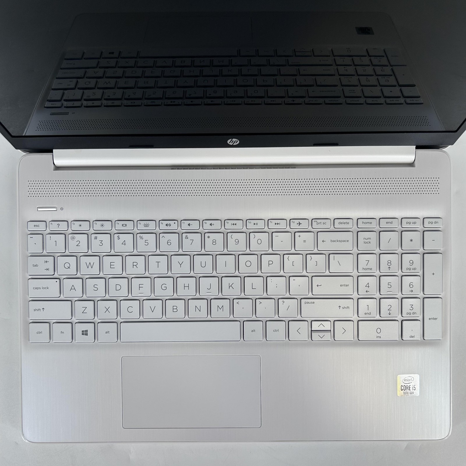 HP Notebook 15 White HD i5-1035G1 1.00GHz 12GB RAM 256GB SSD Excellent