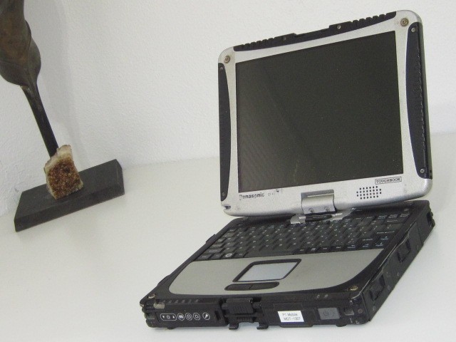 Panasonic Toughbook CF19 Needs Stylus No Hard Drive Doesn’t Work for parts only
