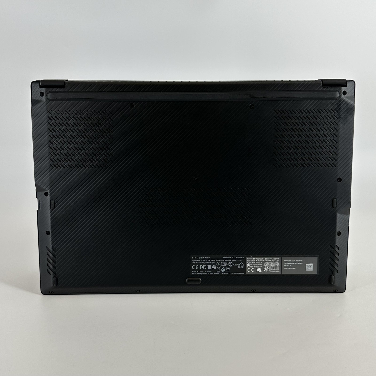 Asus ROG Flow X16 GV601 16 QHD+ TOUCH 3.3 GHz Ryzen 9 6900HS 64GB 2TB RTX 3060