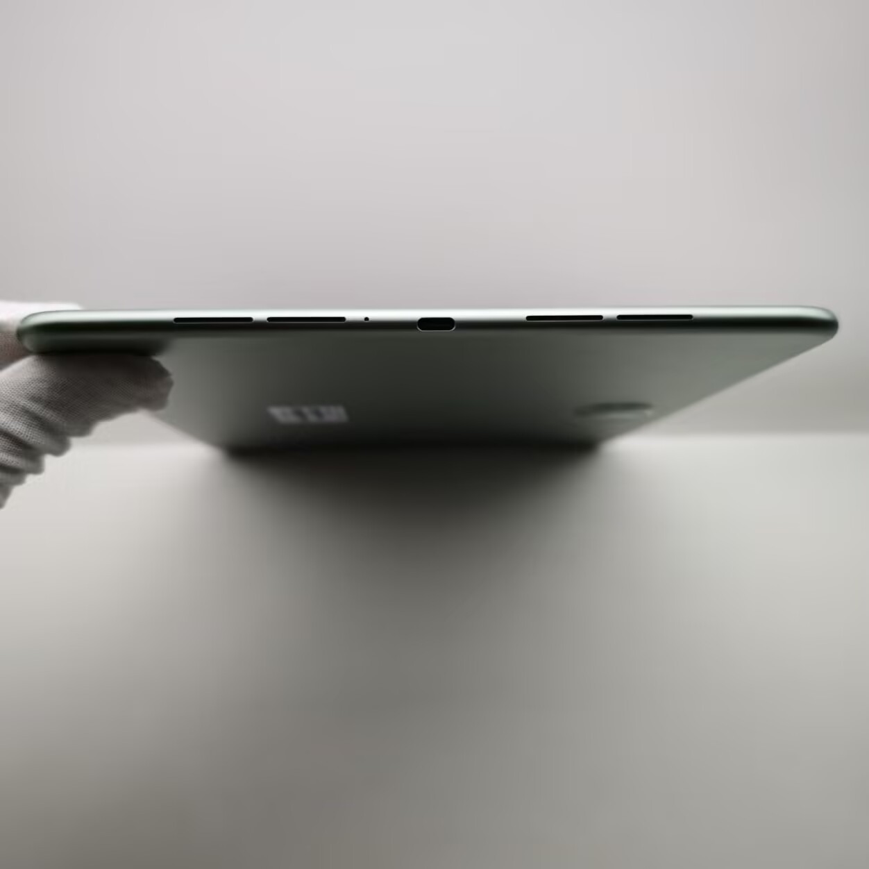 OnePlus Pad Pro 12.1″ 13MP napdragon 8 Gen 3 9510mAh Wi-Fi Android 14