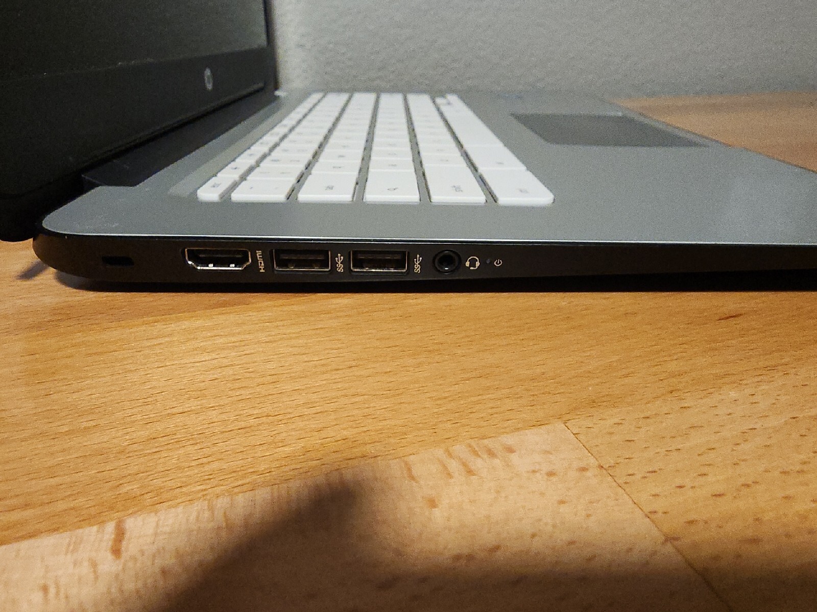 HP Chromebook 14-SMB Parts Only Laptop Celeron 2955U 1.4GHz 4GB 16GB SEE NOTES