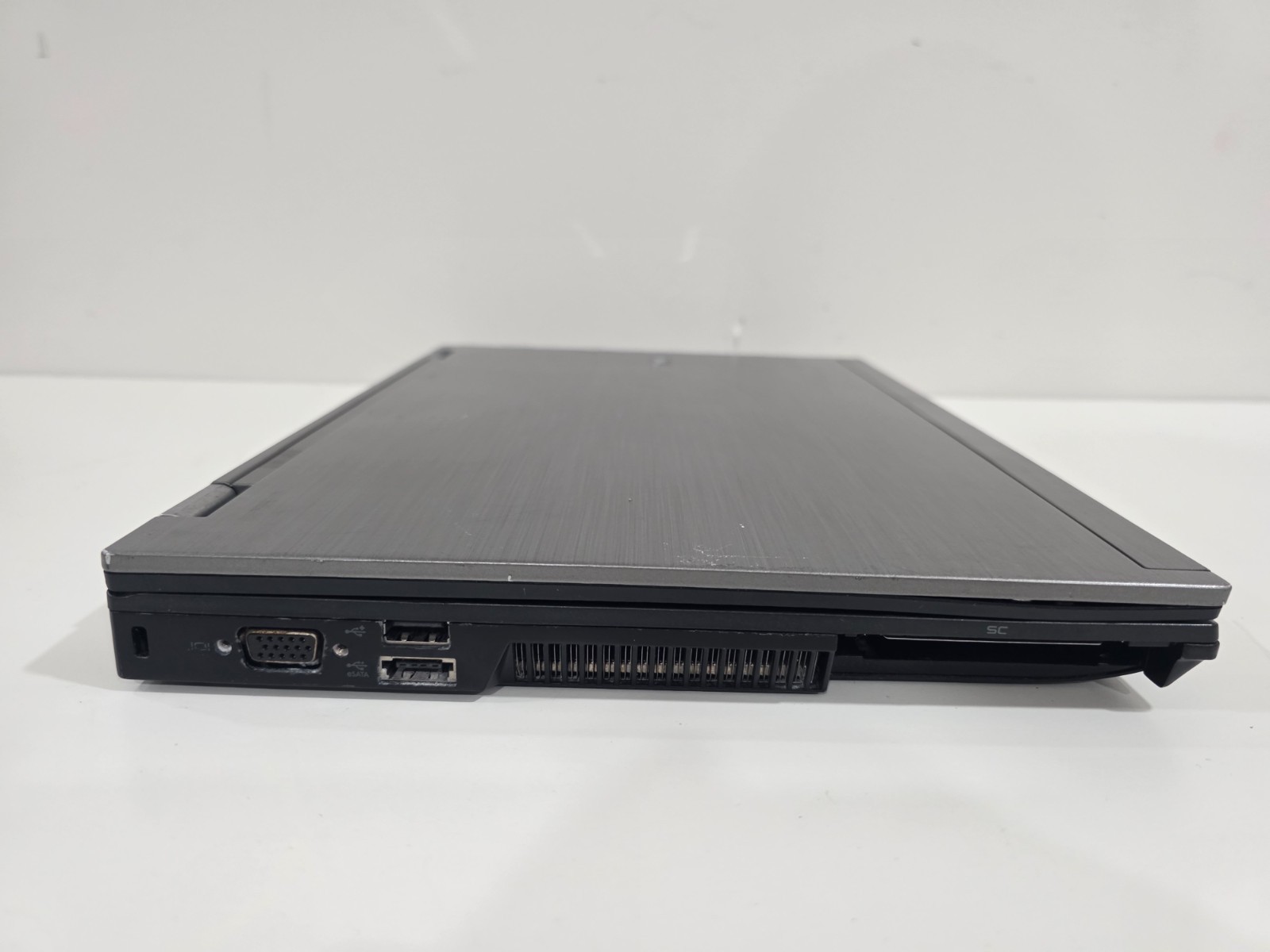 Dell Latitude E6410 Intel Core i5 CPU M 560 2GB