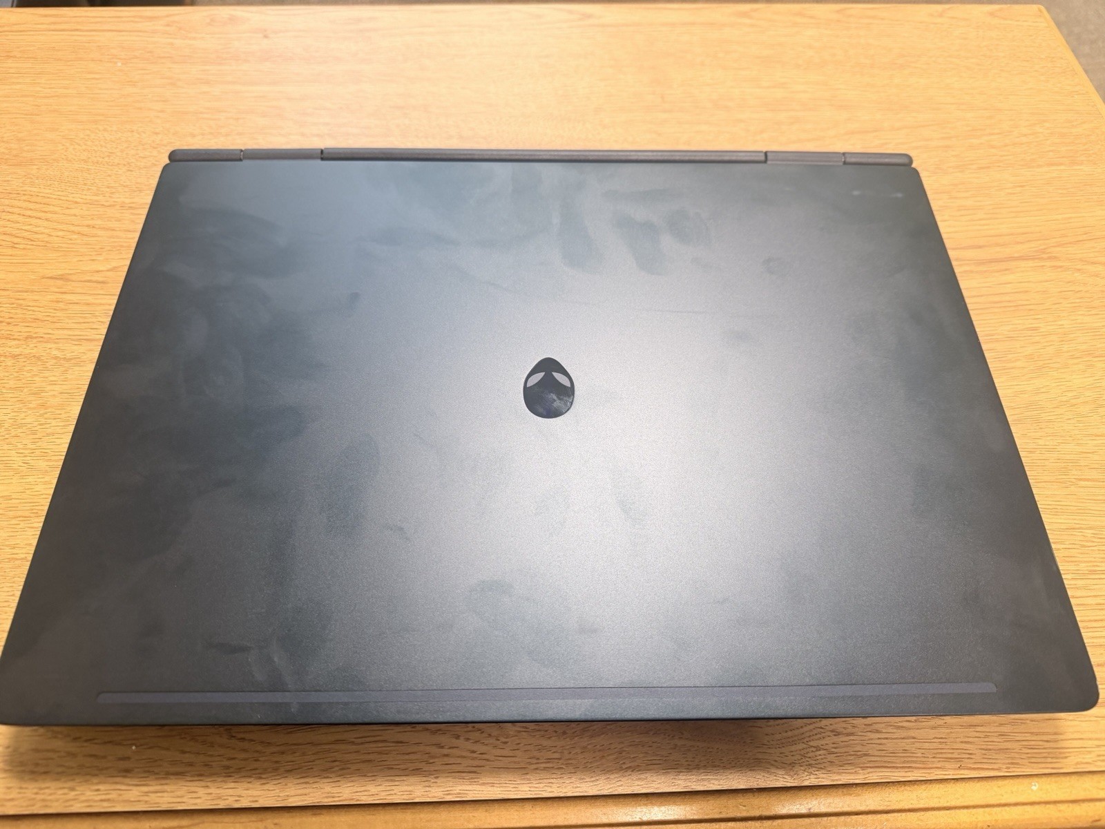 Alienware 16X Aurora NVIDIA GeForce RTX 5060 Intel Core Ultra 9-PROCESSOR 275HX