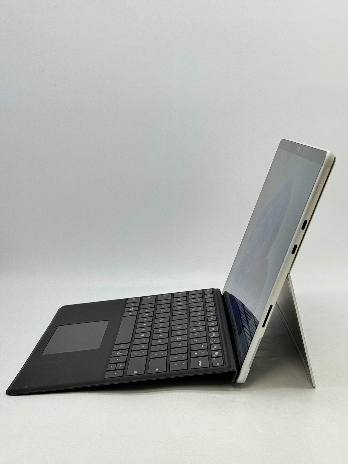 Microsoft Surface Pro 8 1982 Core i5-1145G7 8GB 128GB- READ DESC