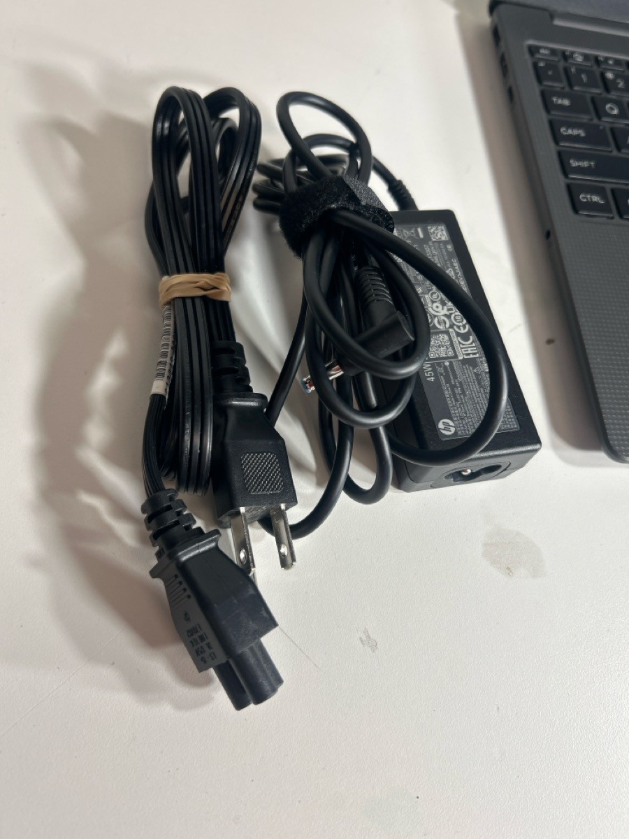 HEWLETT PACKARD 255 G10 WITH 250GBS AND 8GBR *READ DESCRIPTION!!!!!! (P17028842)
