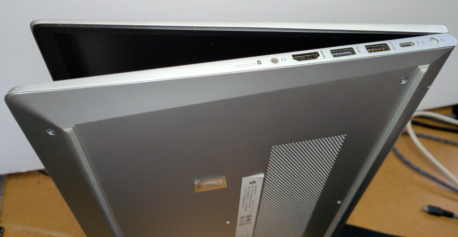 HP ProBook 650 G8 15.6″ (512GB SSD, Intel Core i3 1125G4 3.7 GHz, 16GB)…