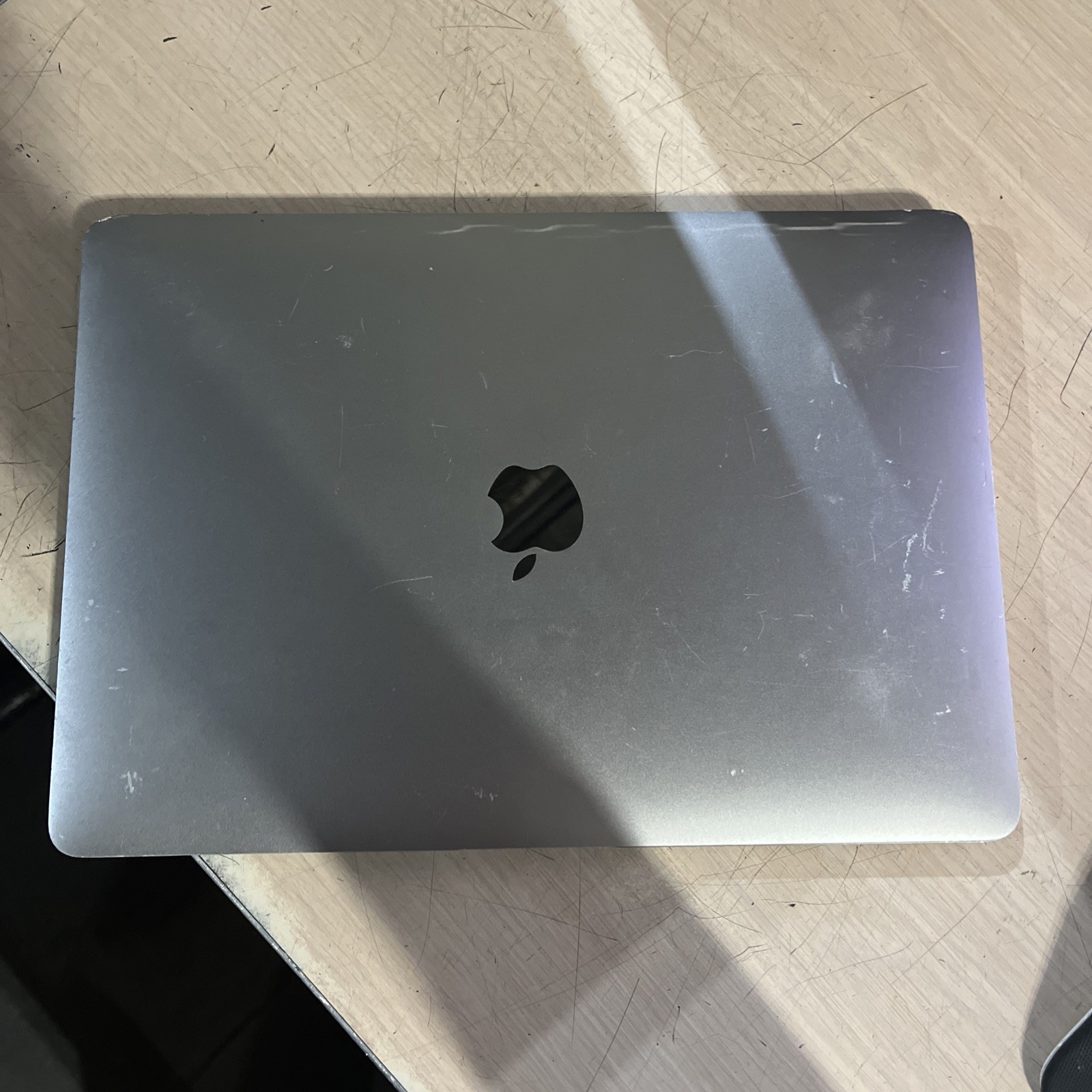 APPLE MACBOOK PRO 13″ MID-2017 CORE I5-7360U 2.3GHZ 8GB RAM 256SSD