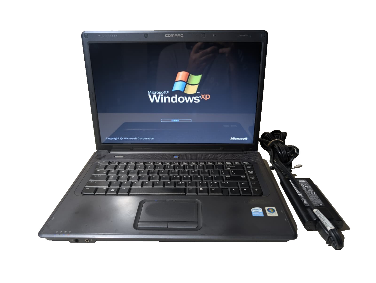 15″ Compaq Presario C700 | Pentium T2310 1GB RAM 120GB HD | Win XP 32-Bit | DVD