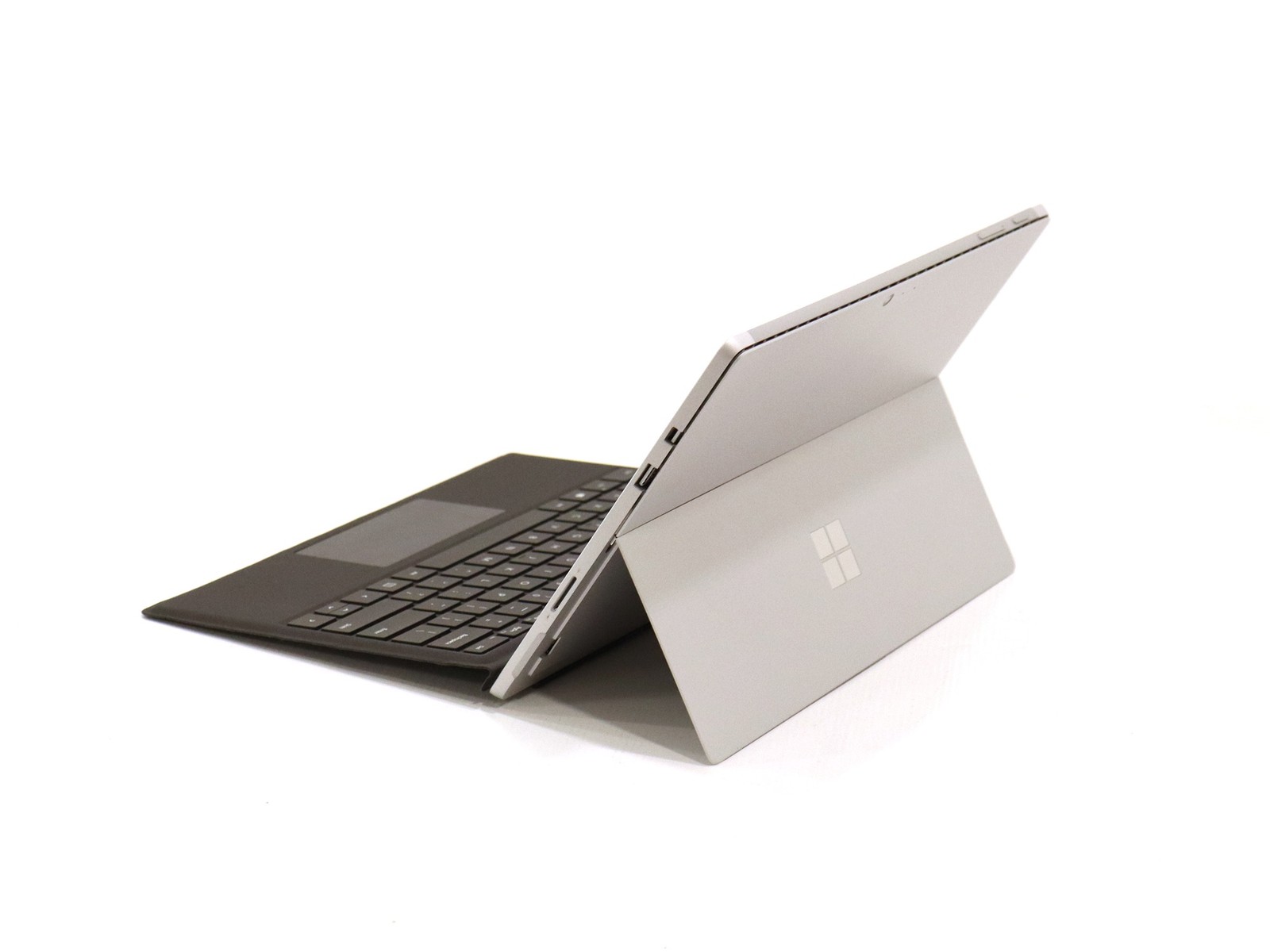 Microsoft Surface Pro 12.3″ 1796 i7-7660U 8GB 256GB NVMe Windows 11 Pro