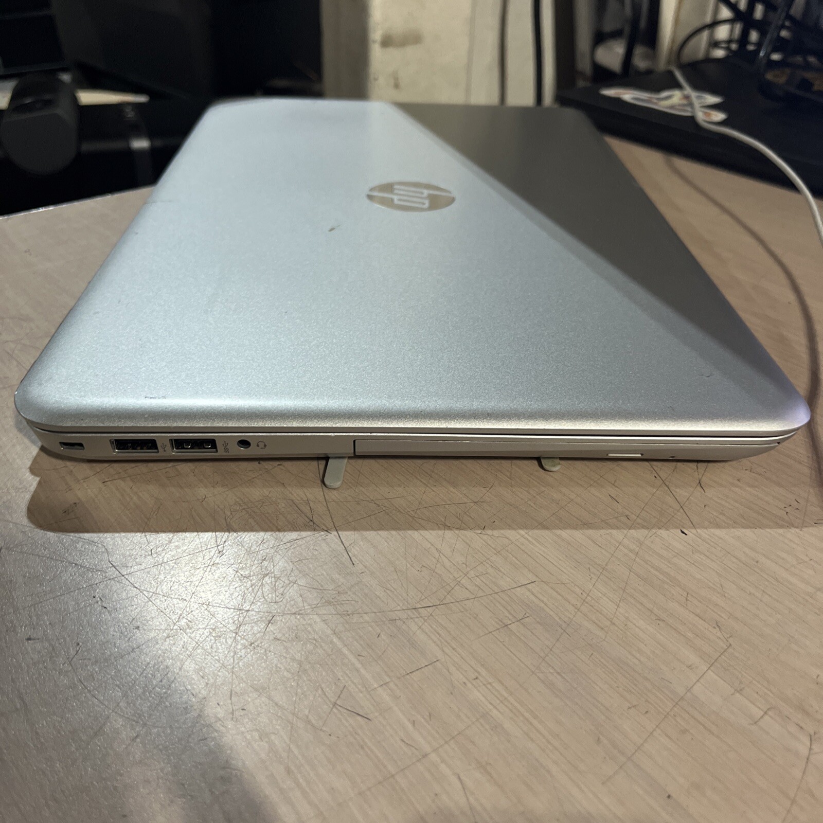 HP PAVILION 3168NGW INTEL CORE I7 7TH GEN 8GB RAM NO HD