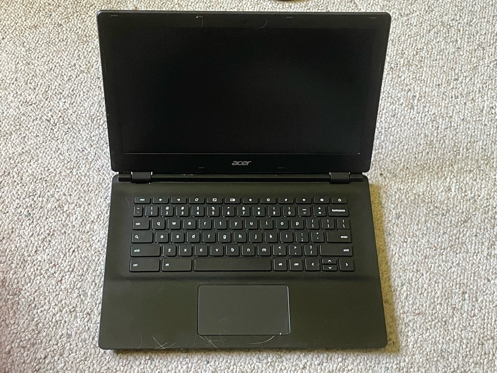 Acer Chromebook C810 (does work but no adapter included)