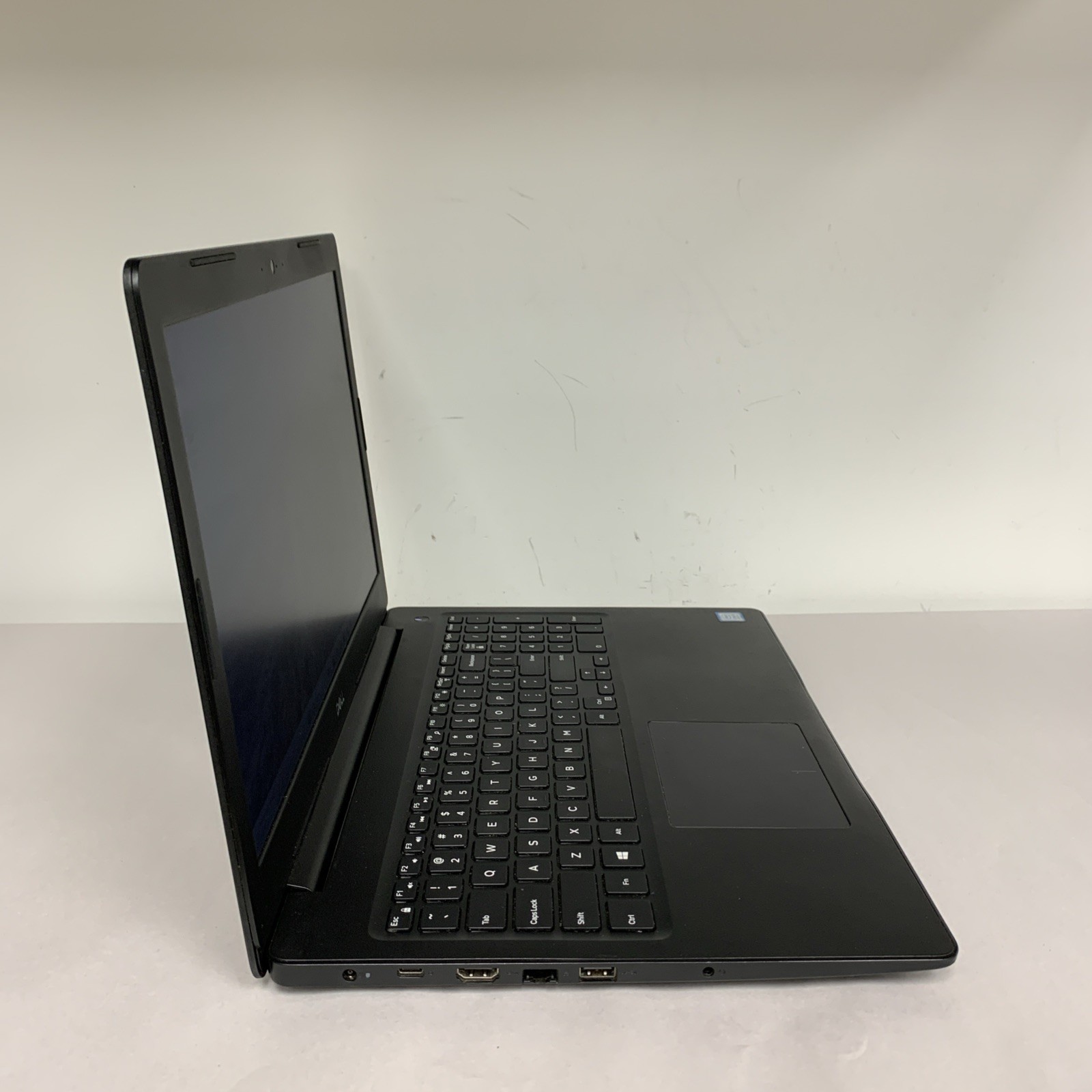 Dell Latitude 3590 15.6″ Core i5-8250U 8GB RAM 512GB HDD Win11 Pro