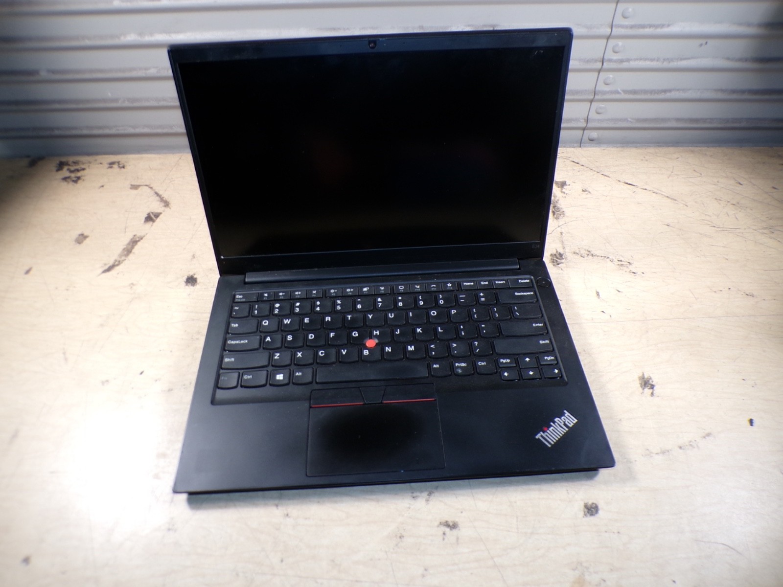 THINKPAD LENOVO E14 AMD RYZEN 5 4500U 8GB RAM **NO HD/ NO CADDIE/ NO OS