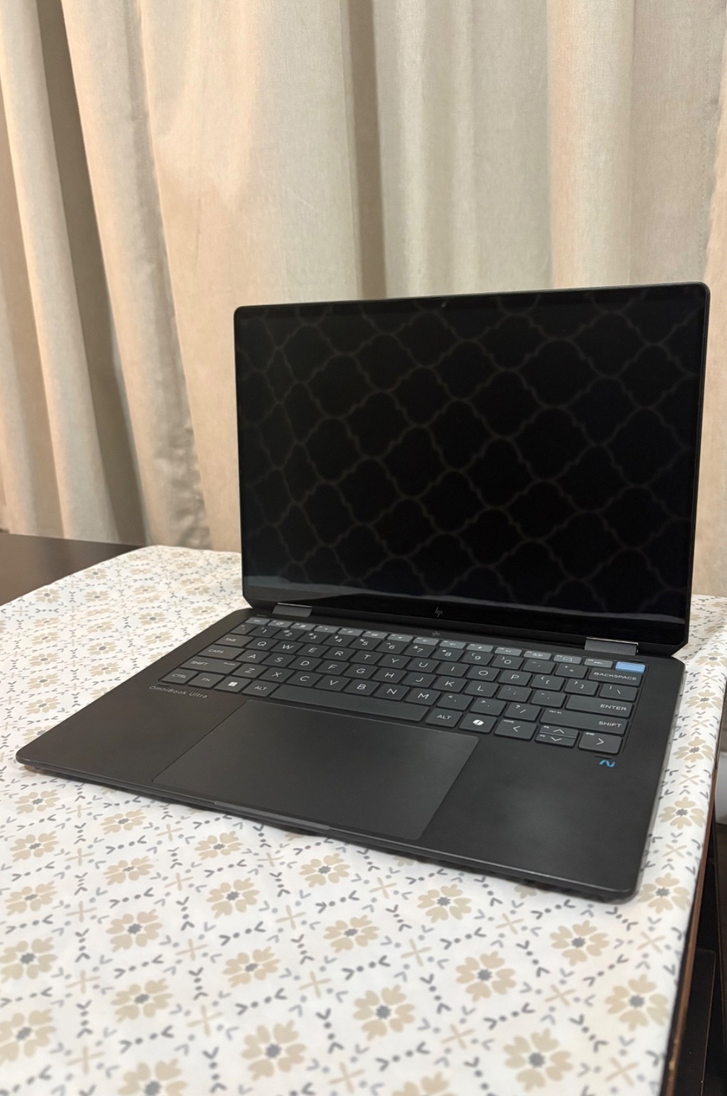HP OmniBook Ultra Flip Laptop 14 – Charger and HP Pencil Included