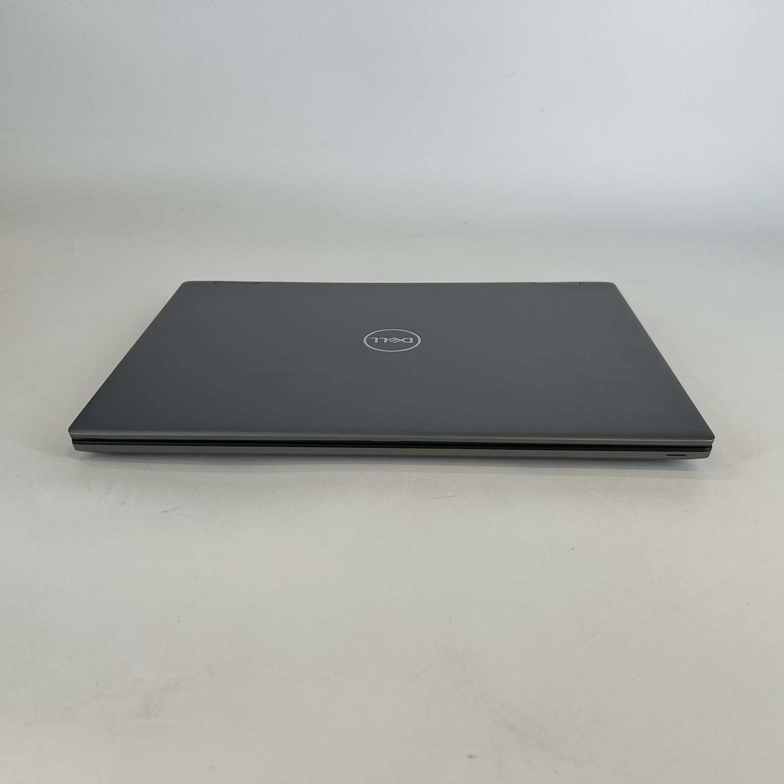 Dell Precision 7680 16 FHD+ 2.6 GHz i5-13600HX 16GB 512GB SSD RTX A1000