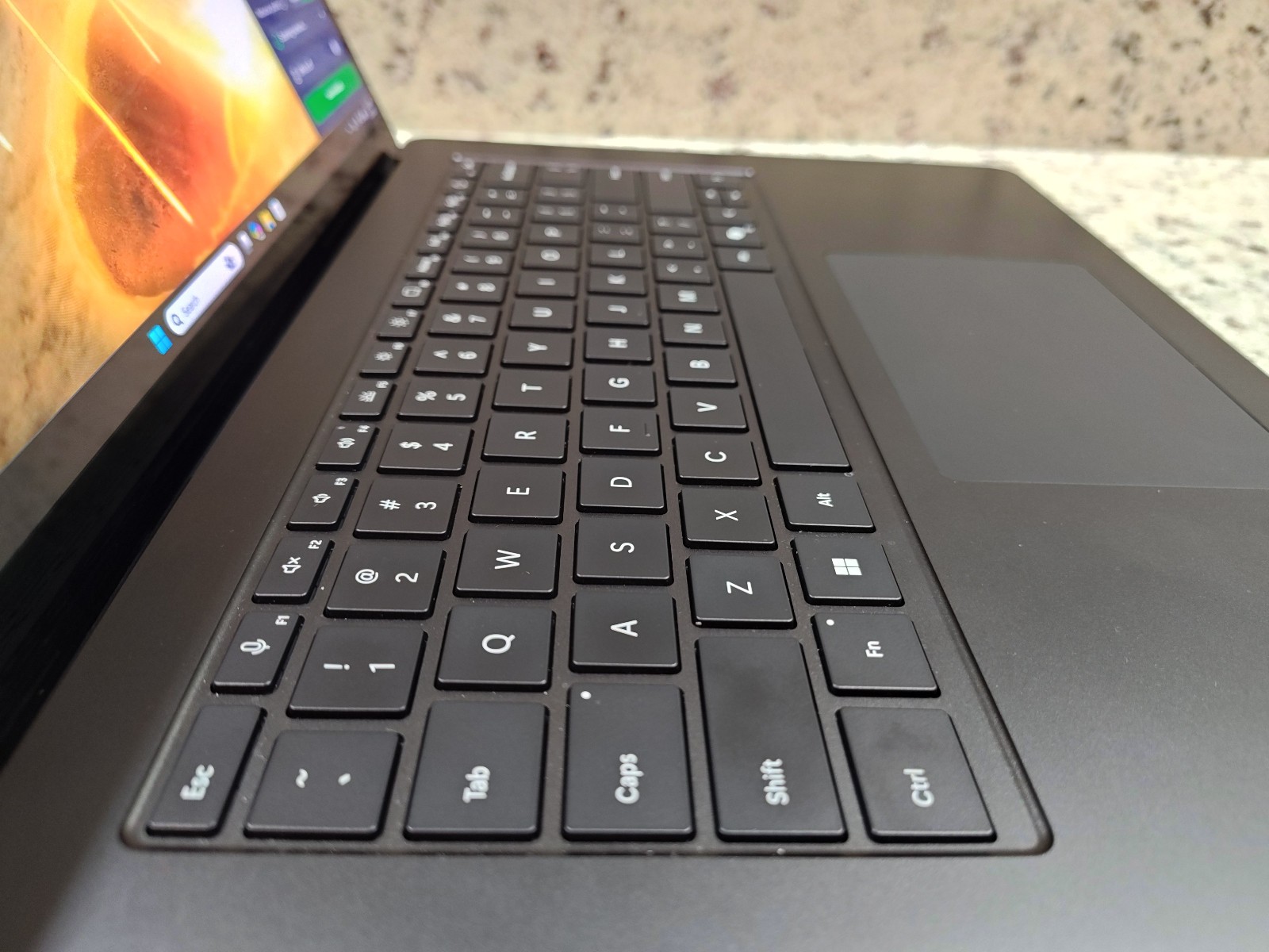 Microsoft Surface 15″ Laptop 7 — Ultra 7 268V / 32GB RAM / 512GB SSD
