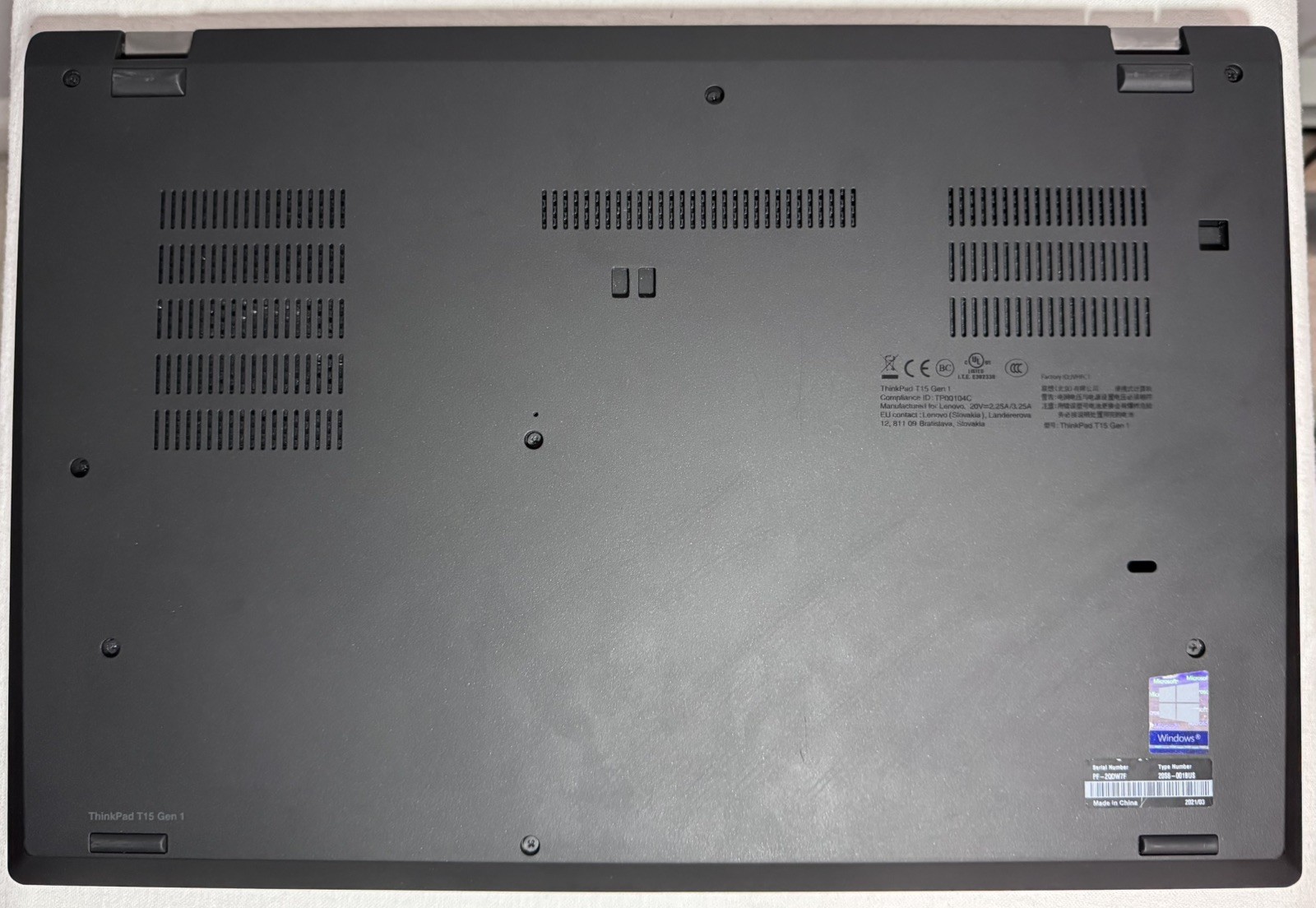 LENOVO ThinkPad T15 Gen1 i7 16GB RAM 512GB SSD WIN11P