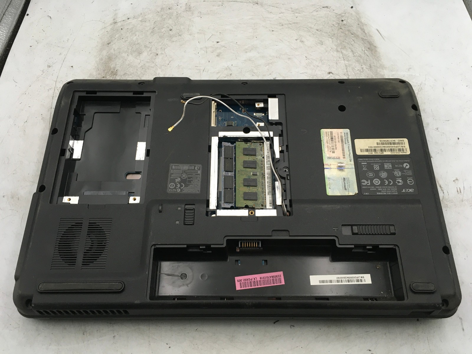 ACER ASPIRE 5532 – FOR PARTS/REPAIR – AMD ATHLON 64 – 4GB RAM – READ DESCRIP -BB