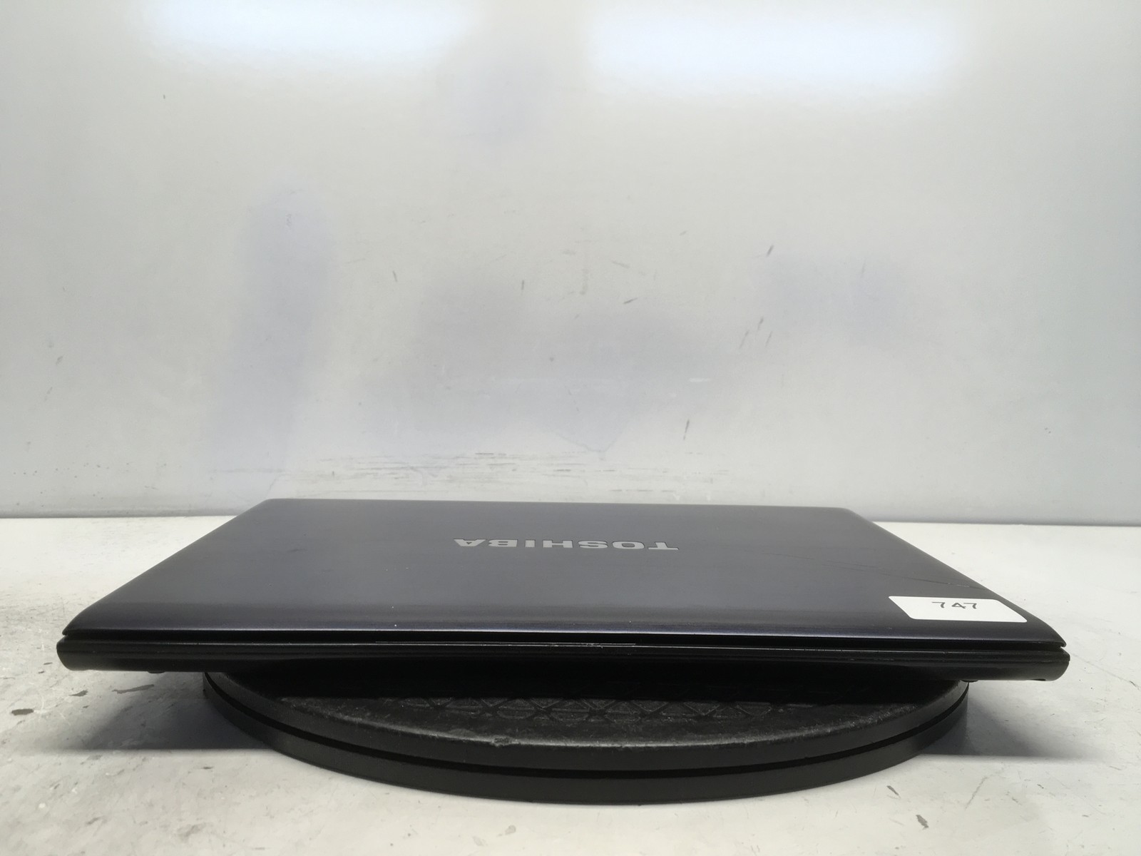 Toshiba Satellite Portege R705-P25 Intel i3-M350 2.27GHz 4 GB NO HDD No Batt