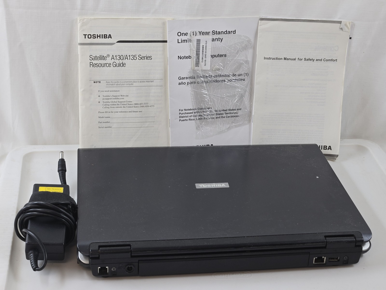 Toshiba Satellite A135-S4527 Laptop / Charger Sold As Parts