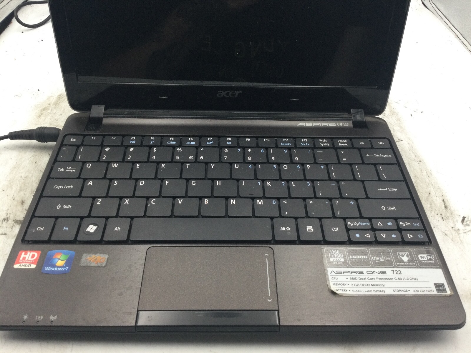 ACER ASPIRE ONE 722 – FOR PARTS – AMD C-60 – NO RAM – 12″ – READ DESCRIPTION -BB