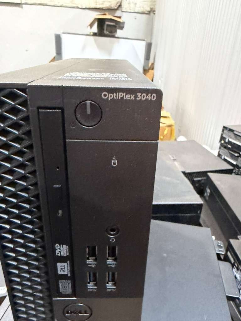 lot of 65 dekstops from 3 to 10 generation Xeons barebones or 8gb ram 512gb HHD