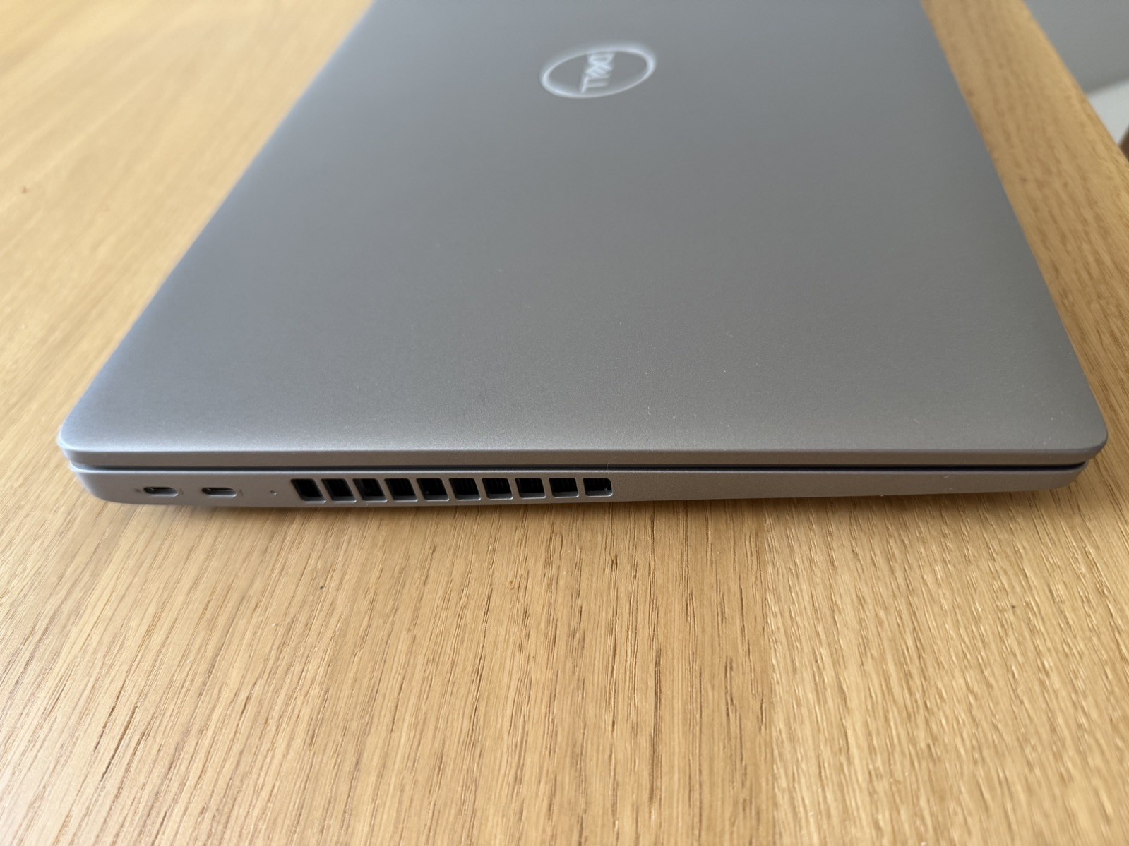 Dell Latitude 5550 15.6” Laptop Intel Core Ultra 7 165U 32GB RAM 512GB WIN11 D2