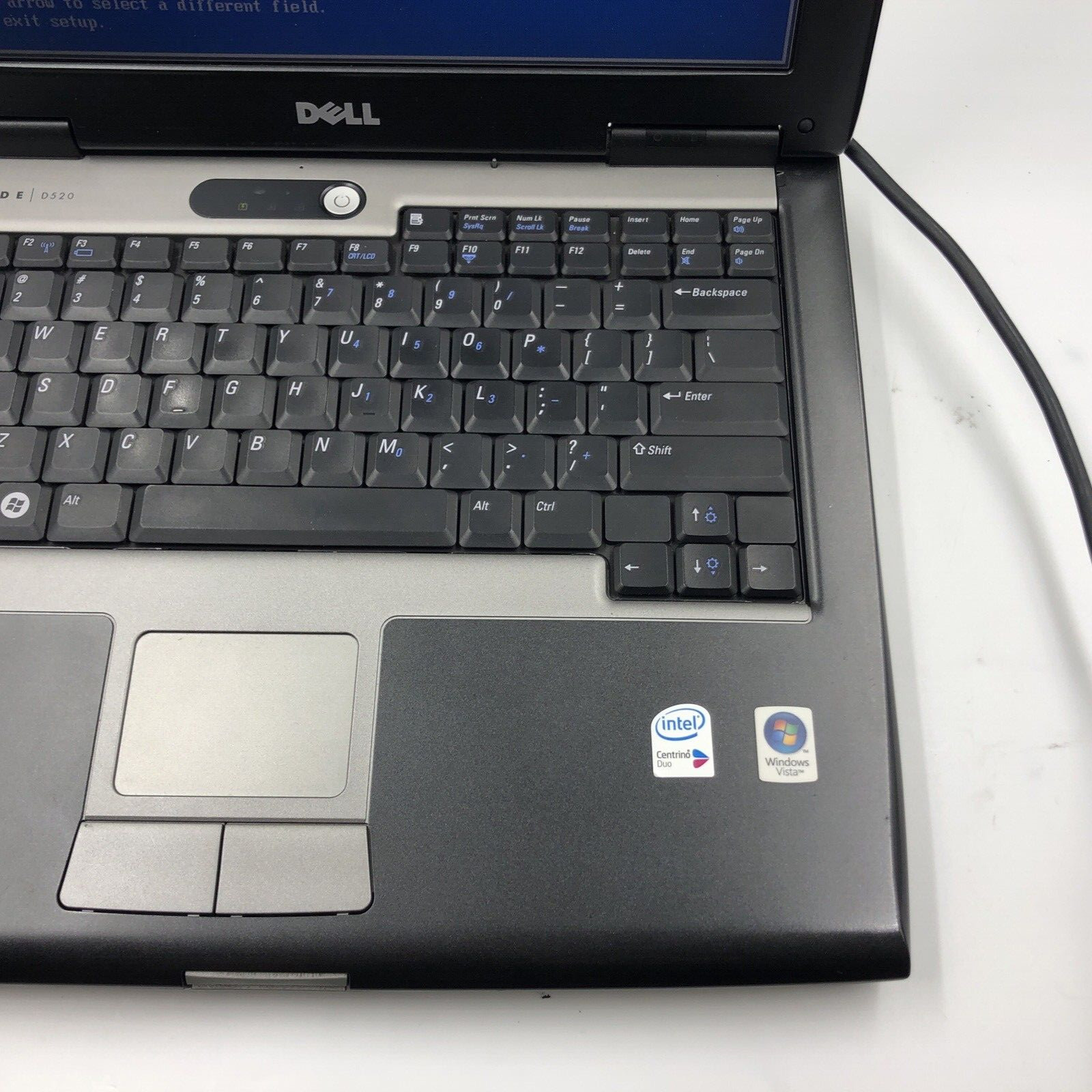 Dell Latitude D520 Laptop Intel Core 2 Duo 1.66 1GB NO HDD/OS Bad Battery (PART)