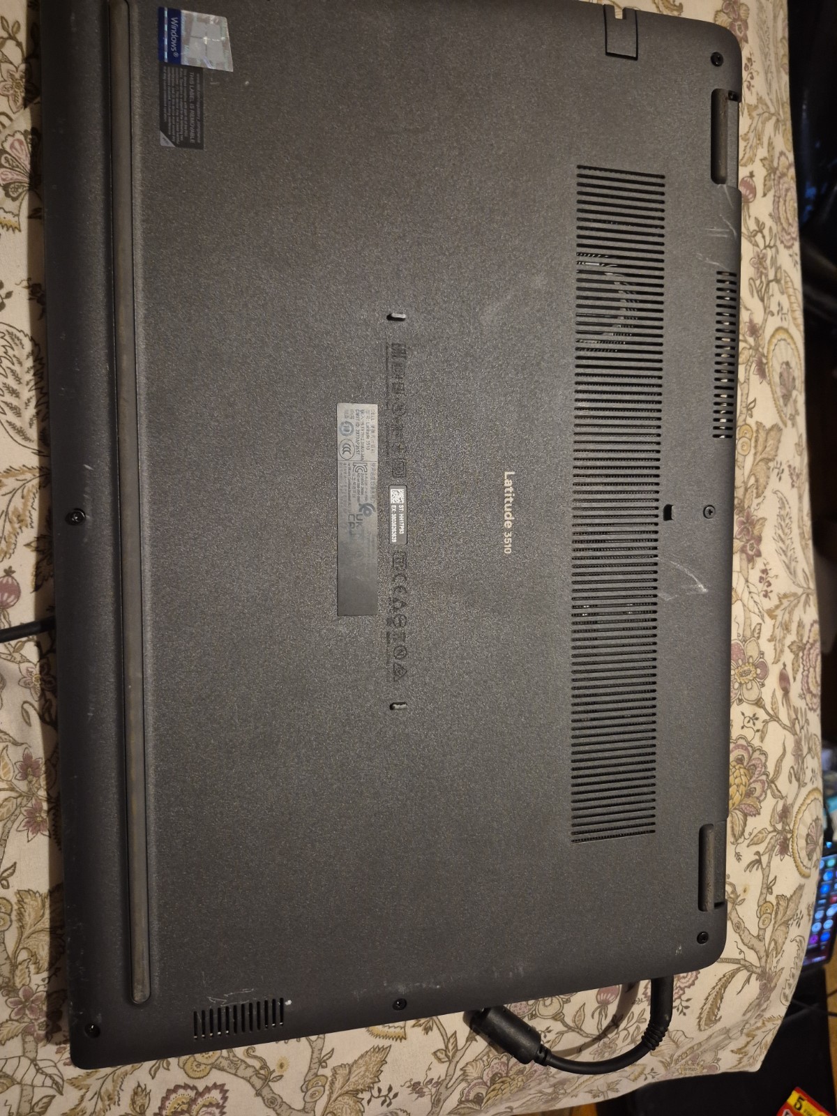 Dell Latitude 3510 15.6″ HD i5-10210U 8GB RAM No OS/SSD
