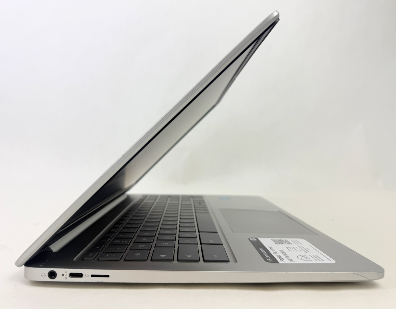 HP Chromebook 15a-nb0013dx 15.6″ HD Intel N200 8GB 64GB eMMC Chrome
