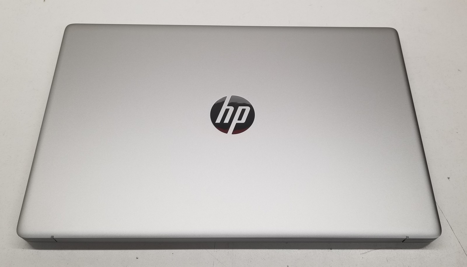 HP 17-CP1124OD 17.3 IN R3-3250U, 8GB, 256GB