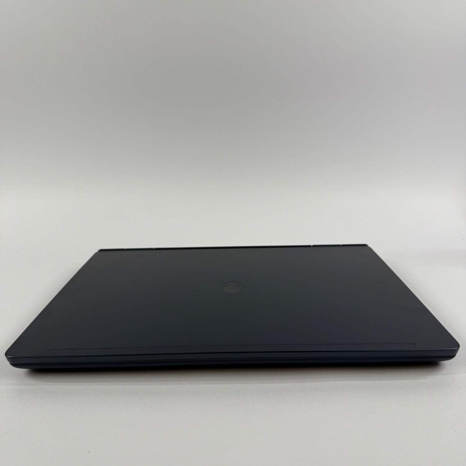 Alienware 16 Aurora 16″ Core 7 240H 2.5GHz 16GB RAM 512GB SSD RTX 5050 Open Box