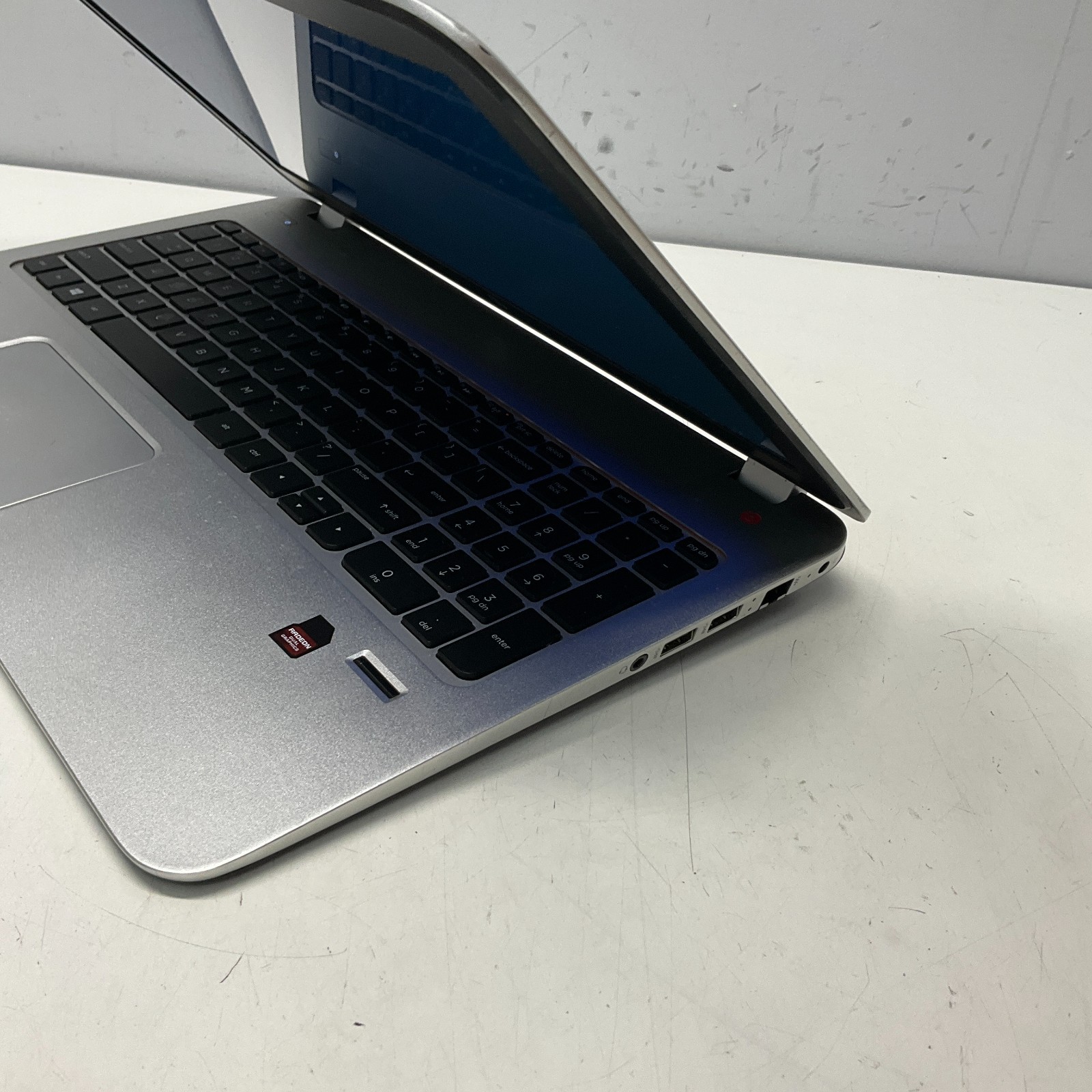 HP Envy 15 Laptop – AMD A8 5500M 4GB 750GB HDD Windows 10 Pro 15z-j100