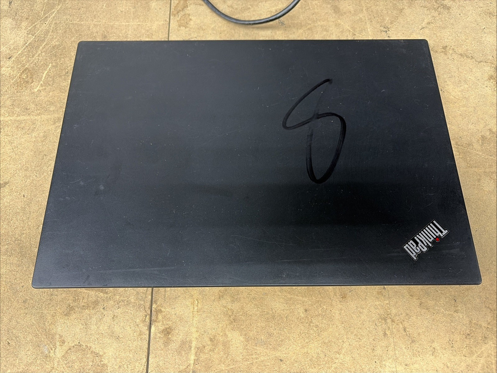 Lenovo ThinkPad T490s 14″ FHD i5-8265u 16GB RAM No OS/SSD