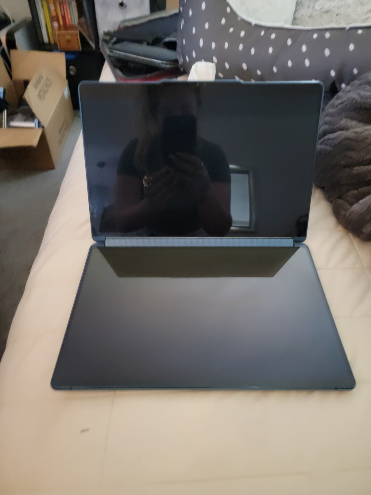 Lenovo – Yoga Book 9i 2-in-1 13.3″ 2.8K Dual Screen OLED Touch Laptop – Intel…