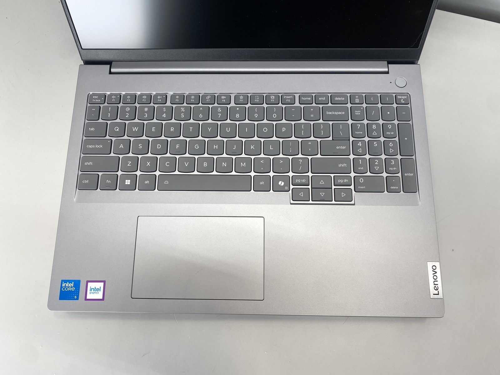 Lenovo Laptop ThinkBook 16 G8 IRL 16″ Intel Core 5 210H 512GB – Arctic Gray