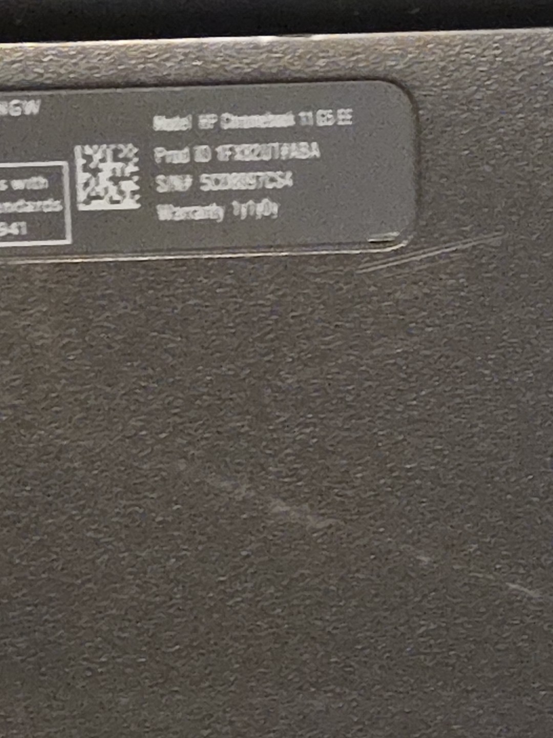 HP CHROMEBOOK 11 G5 EE..PARTS OR REPAIR. BUSTED SCREEN..NO CHARGER..UNTESTED