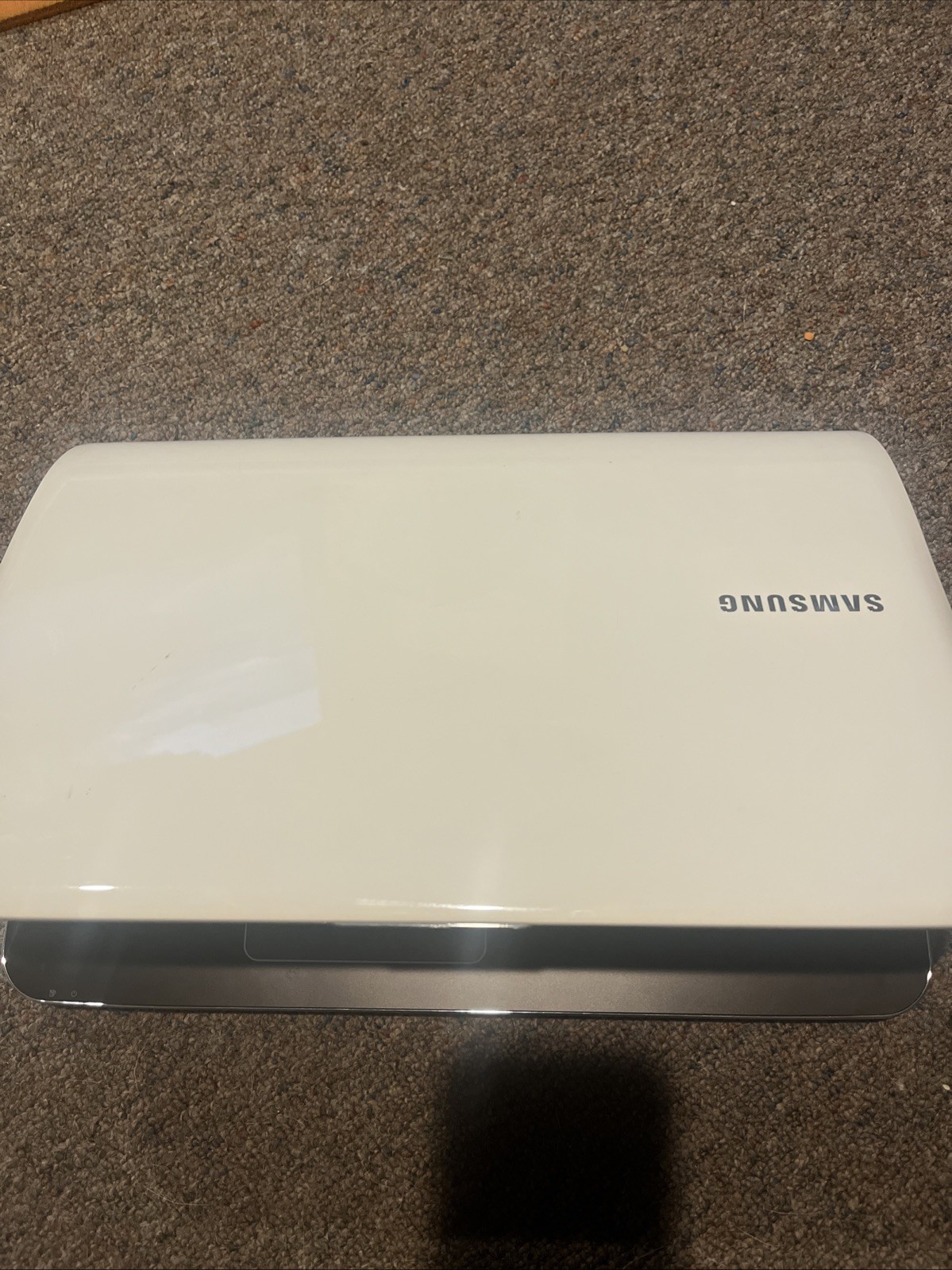 Samsung SF510-S01US 15.6″ Notebook Computer. Untested . 2010