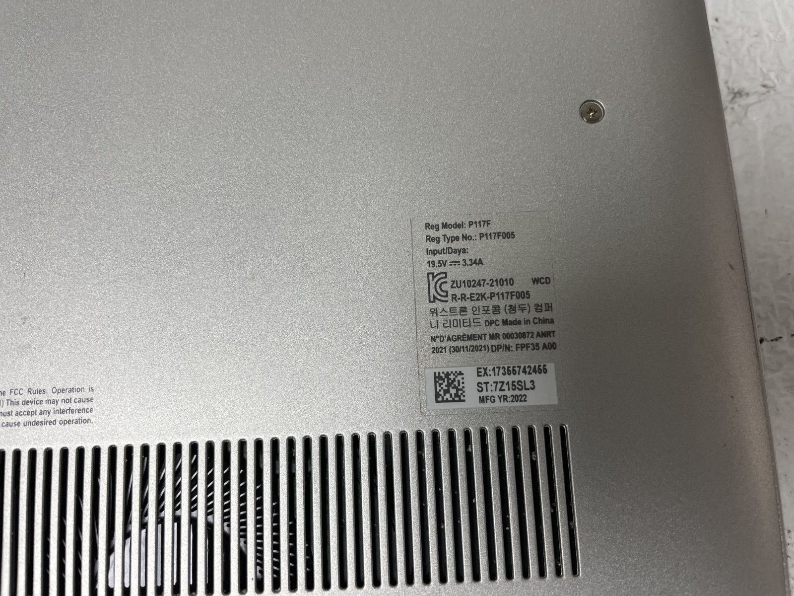 Dell Inspiron 16 5625 AMD RYZEN 7 5825U@2.00GHz 8GB RAM No SSD Parts *READ