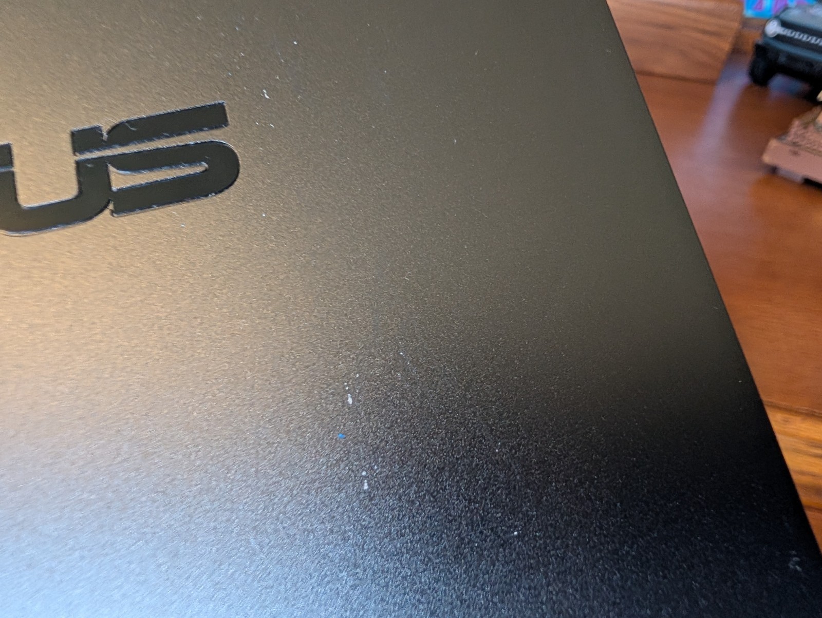 ASUS Zenbook Q415M 14″ OLED Touch WUGA Core Ultra 5 125H 512GB NVMe 8GB RAM