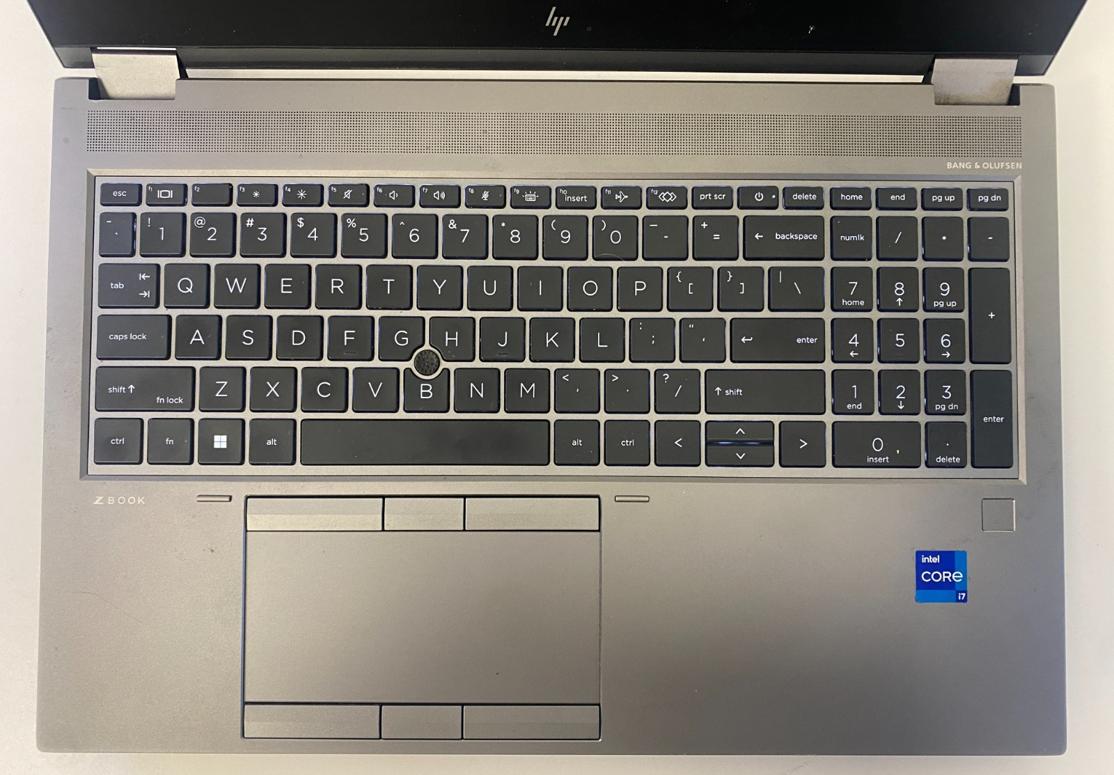 HP ZBook Fury G8 i7-11800H 24GB RTX A3000 W/HP G5 Dock & AC NO SSD/OS *NEW BATT*