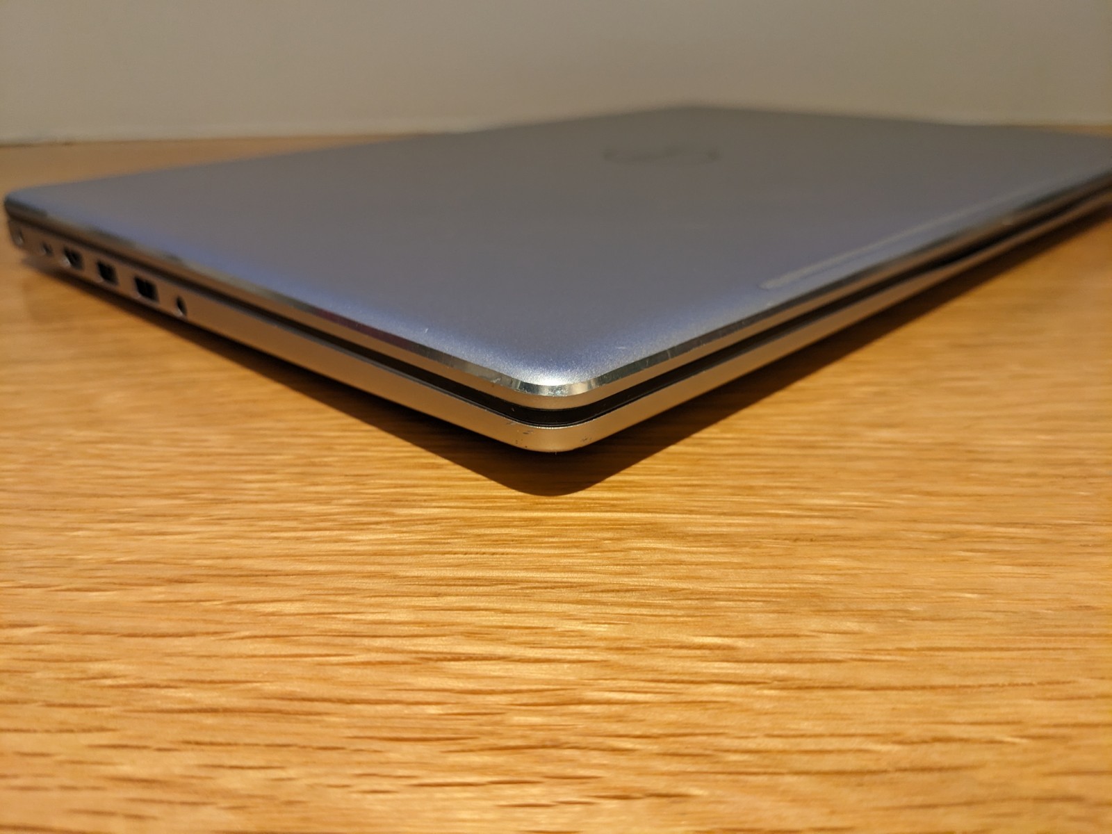 Dell Inspiron 7573 15″ – i7-8550U – 16GB RAM – MX130 – 1.2GB Storage *NEW BATT*