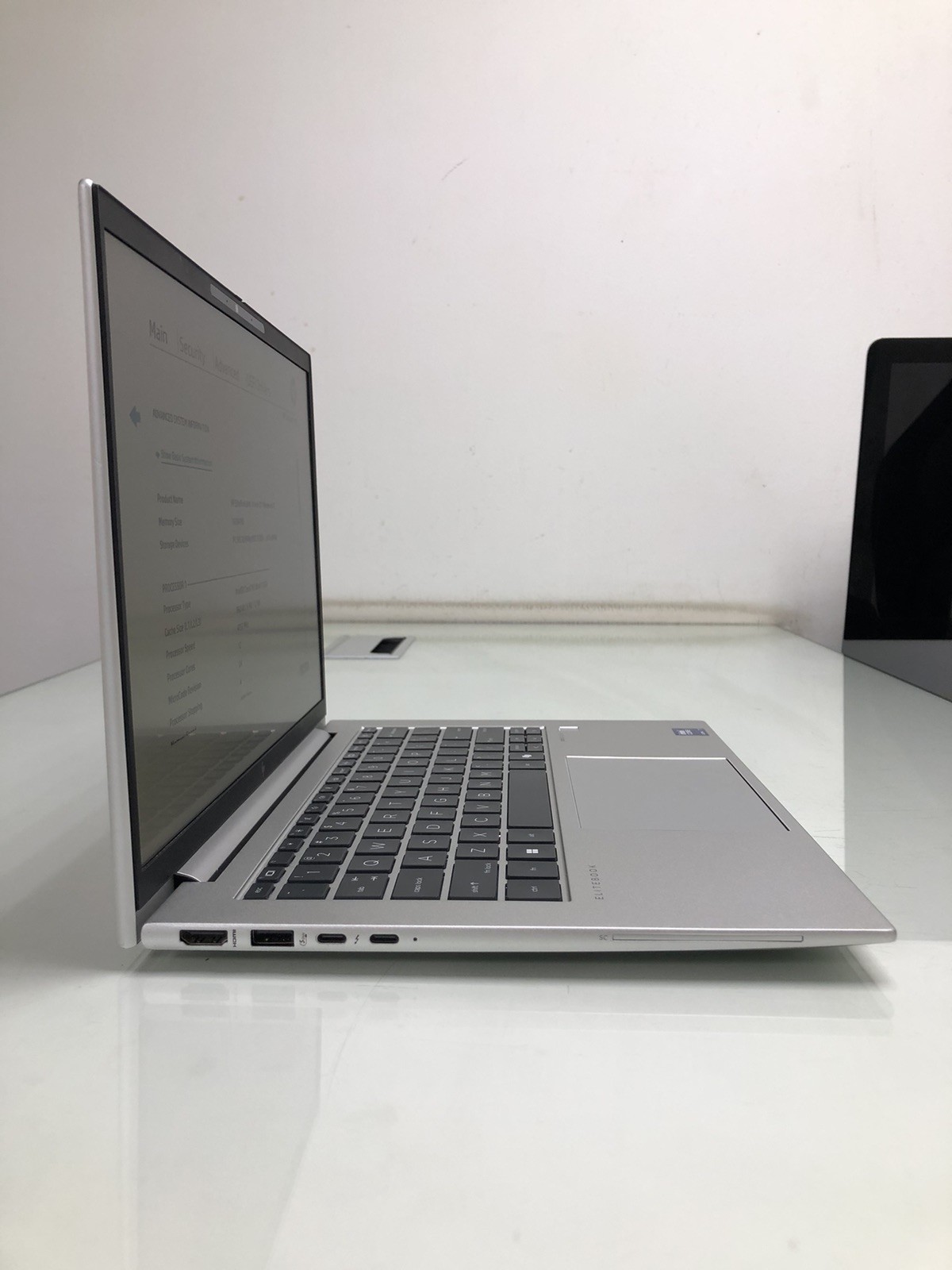 HP EliteBook 840 G11 Ultra 7 16GB RAM 512GB SSD Touchscreen IR Camera Win 11 Pro