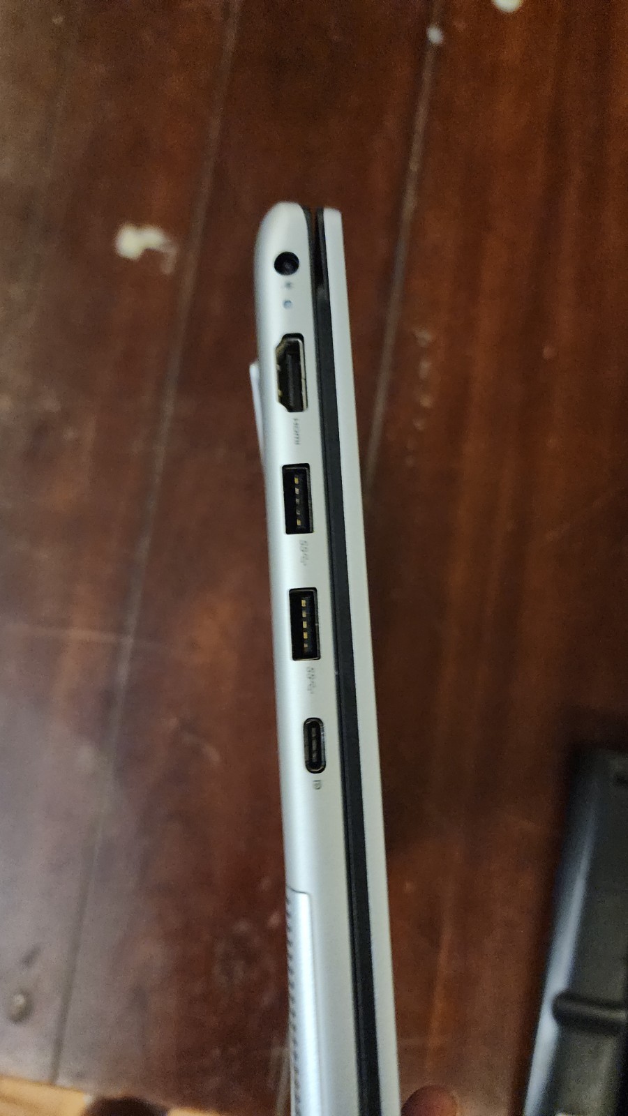 Dell Vostro 5490 14″ Laptop i7-10510U 8GB RAM 240GB SSD W11PRO MX250 – no batt