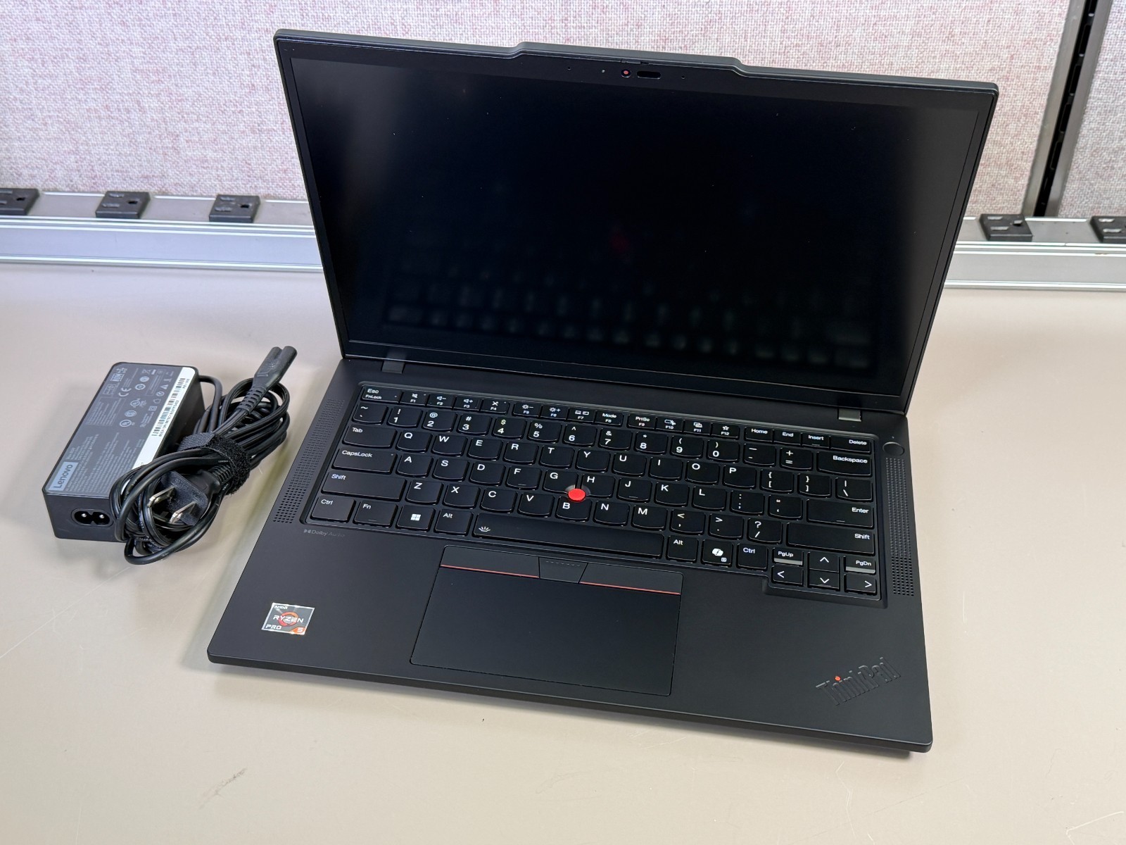 2025 LENOVO THINKPAD P14s GEN 5 AMD RYZEN 5 PRO 8640HS 16GB 512GB SSD 14″ LAPTOP