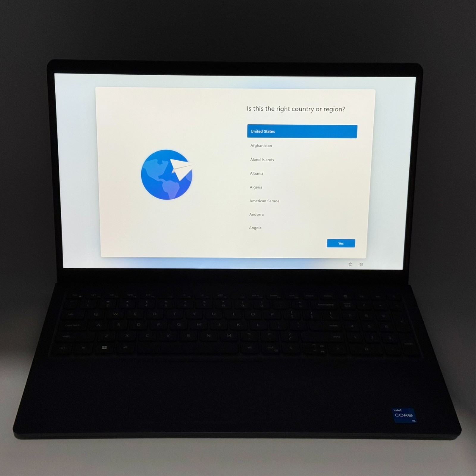 Dell 15.6″ 2K Touch Laptop i5-1334U 13th Gen 8GB 512GB Carbon Black 2023 *READ*