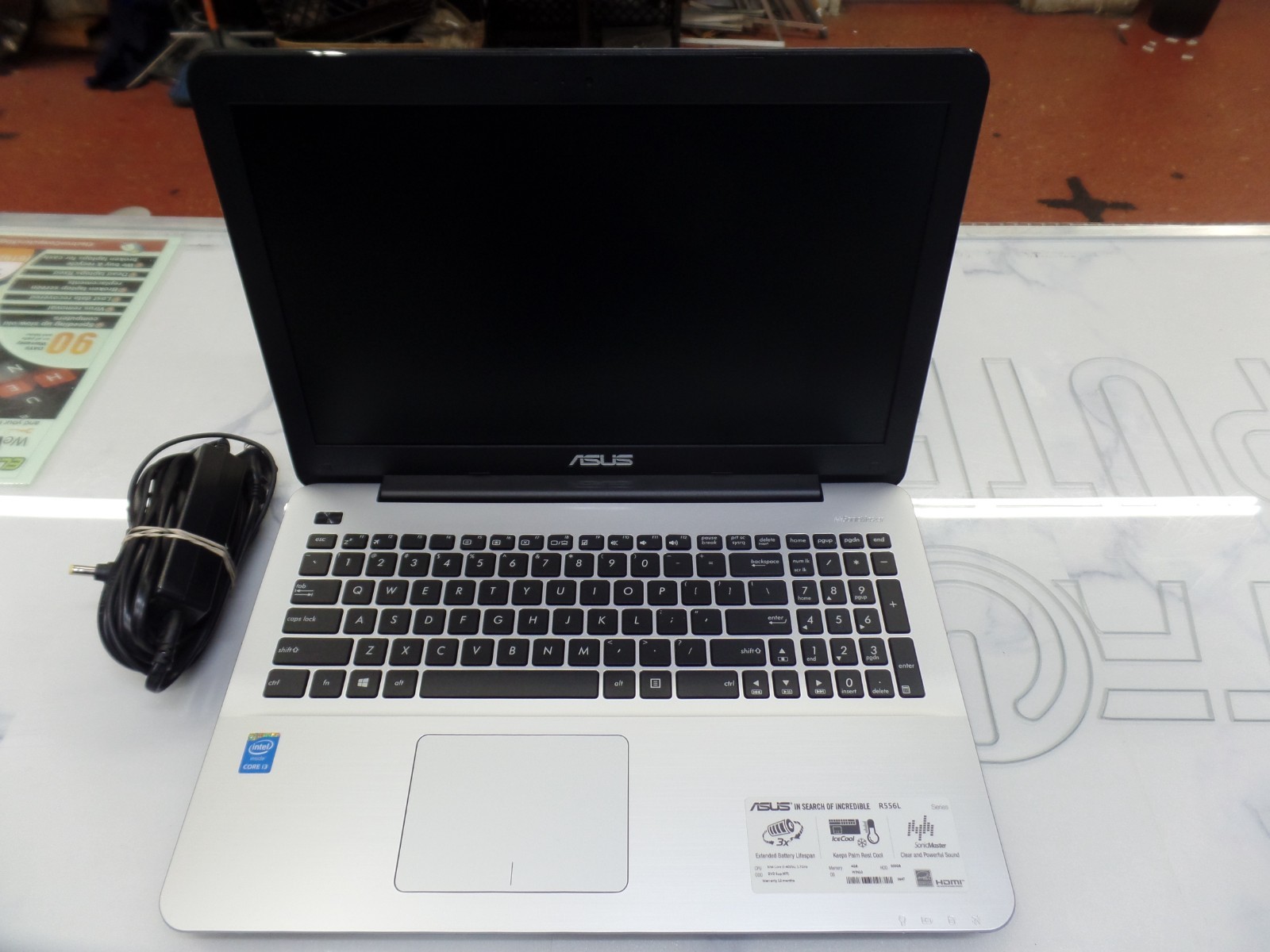 15.6″ Asus VioBook R556LA-RH31(WX) 1.70Ghz i3-4005u 4GB 500GB Win10 DVD Exc Cond