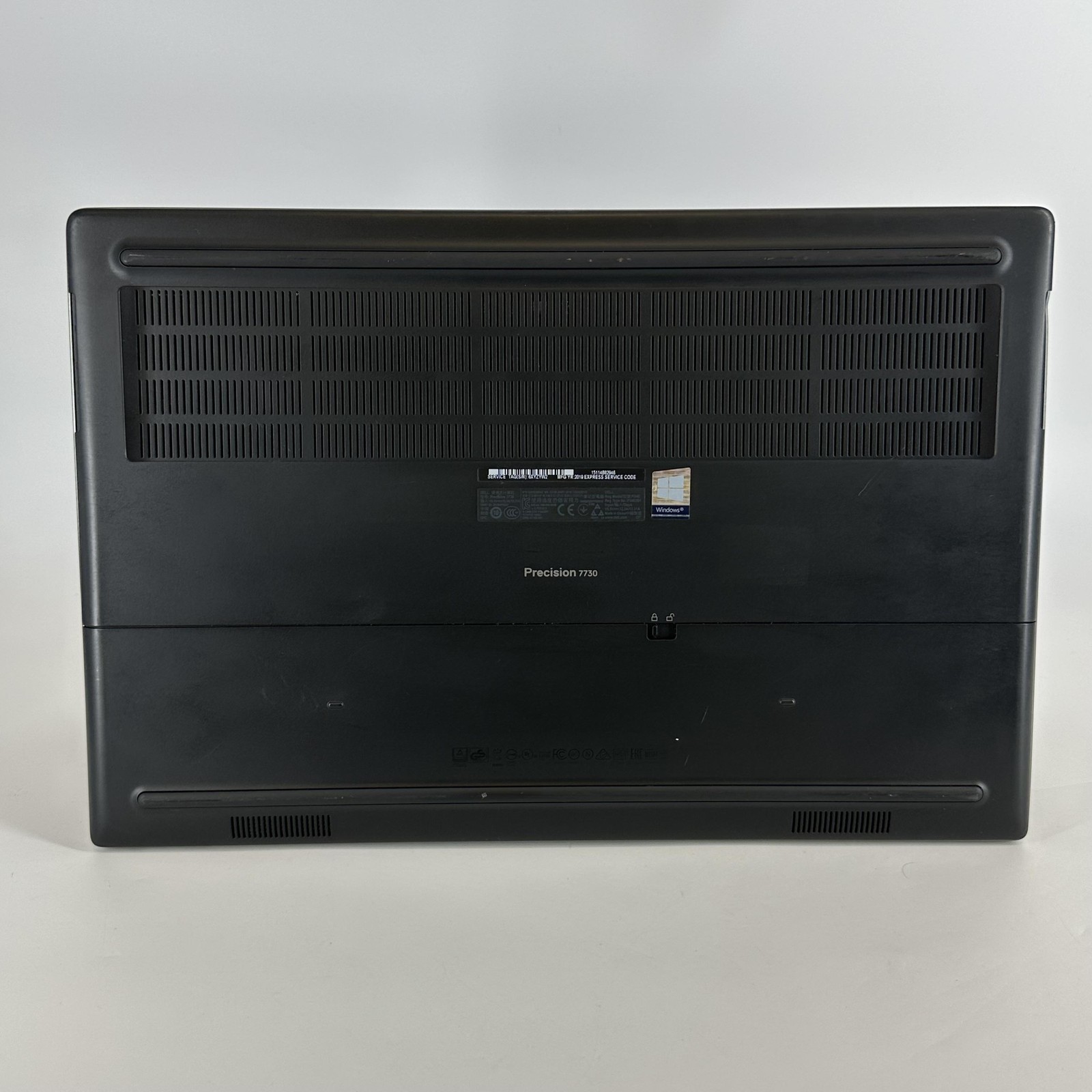 Dell Precision 7730 17.3 4K Xeon E-2176M 2.70GHz 64GB 1TB SSD Missing Trackpoint