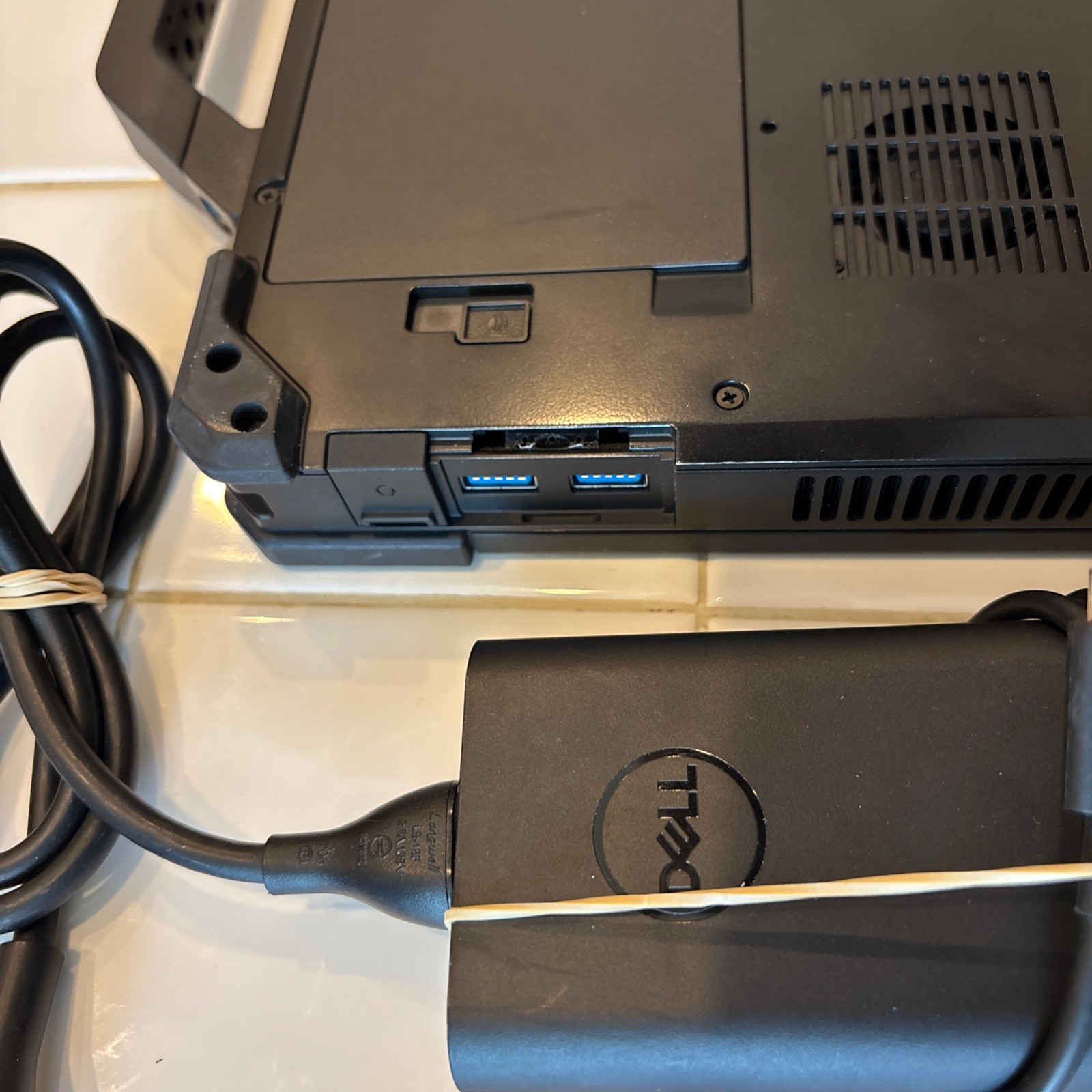 Dell Latitude 5430 Rugged FHD✓i5-1135G7✓16GB RAM✓1TB SSD✓ 2x Batteries non-touch