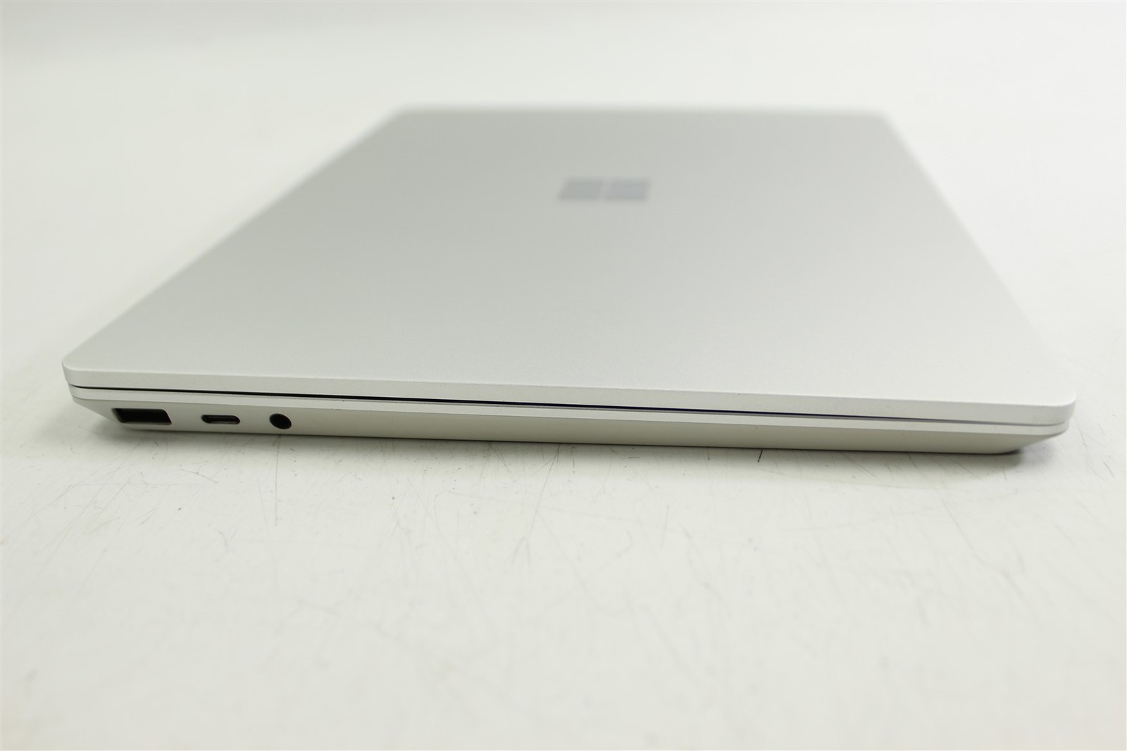 Microsoft Surface Laptop Go 2 2013 12.4″ i5-1135G7 256GB SSD 16GB RAM W11H